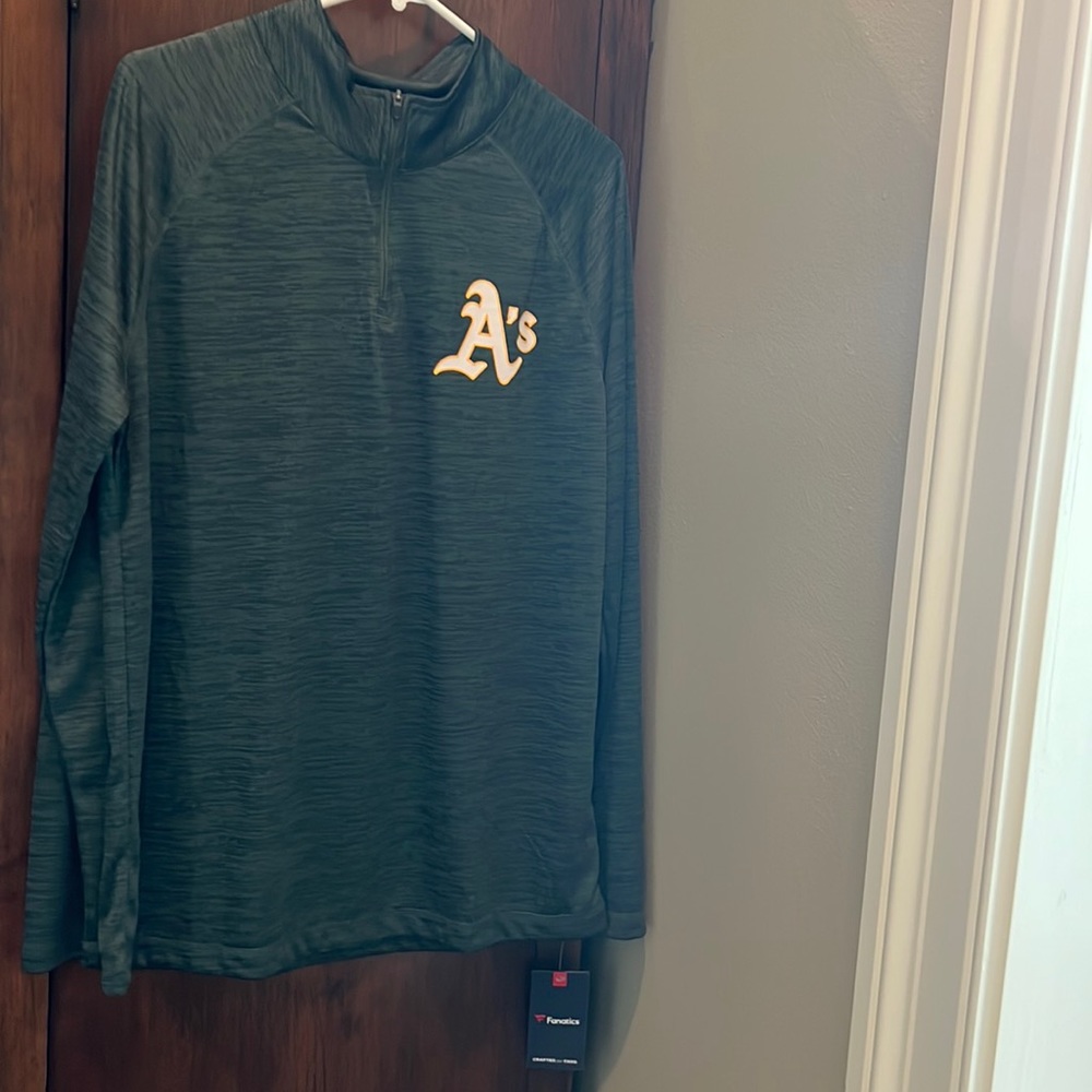 NWT Oakland Athletics A’s Baseball Fanatics Pullover Jacket Men’s Size Large